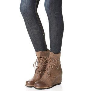 Sorel® Joan of Artic Wedge Mid boot - Size 9